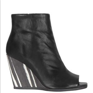 All saints wedges. Size 9 / 40 black work.